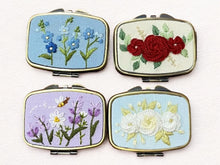 Load image into Gallery viewer, Rectangular Jewelry Box Floral Hand-Embroidered