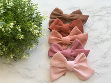 Load image into Gallery viewer, HC Set of 10 Linen Hair Bows
